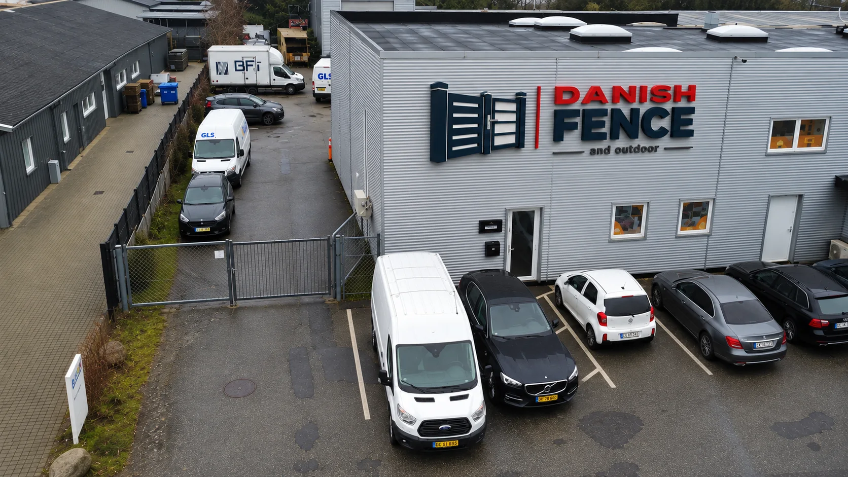 Danish Fence hal i Vejle set fra luften